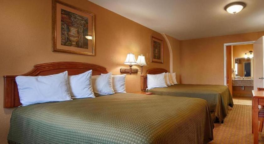 Best Western Post Oak Inn Burnet Zewnętrze zdjęcie
